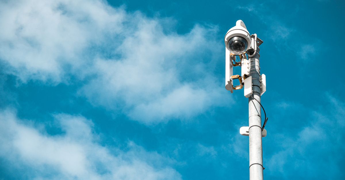 Louer ou acheter une tour de vidéosurveillance ?